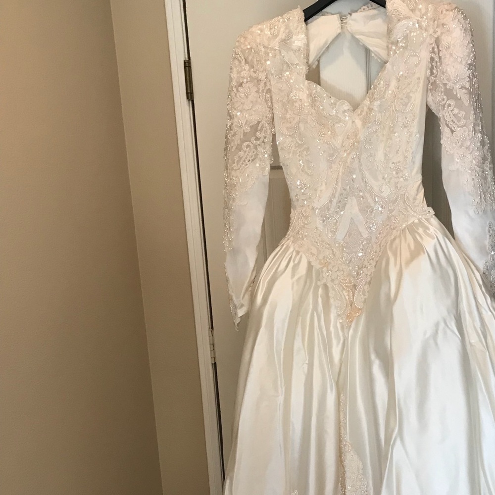 Vintage Wedding Dress